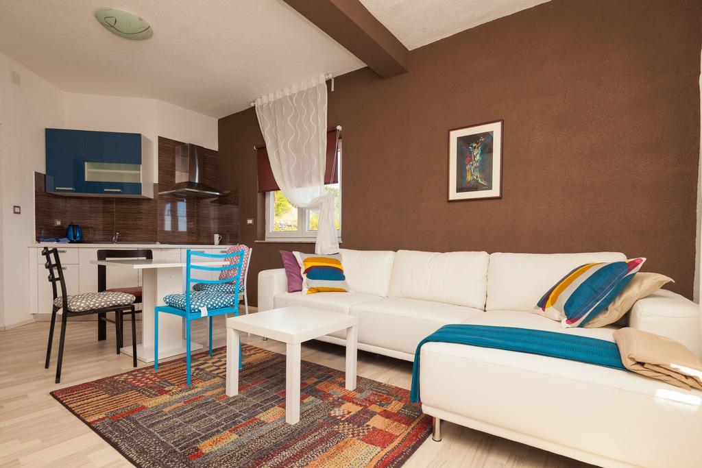 Apartment Pilatus Osljak